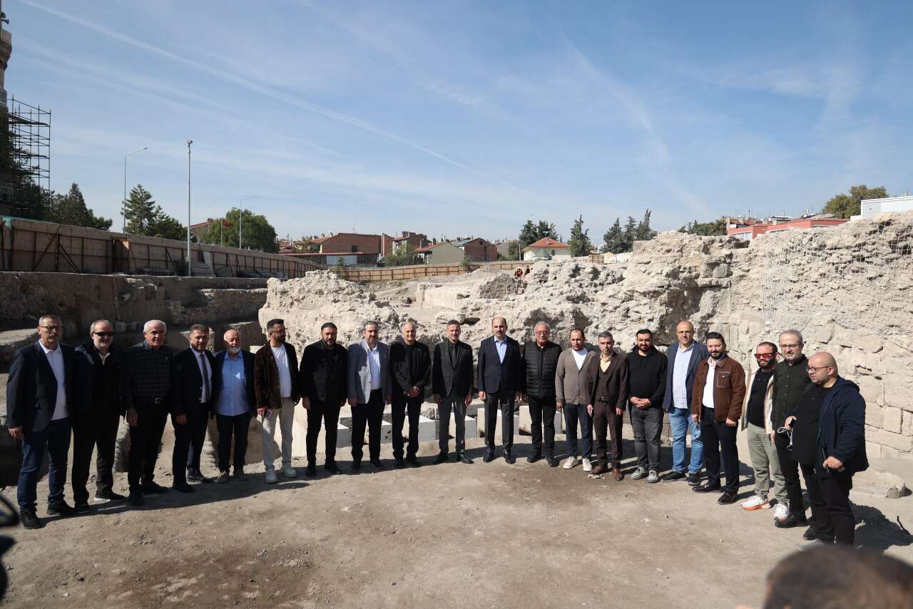 Konya'da tarihin kapısı aralandı! 25 metrelik dev yapı gün yüzüne çıktı 34